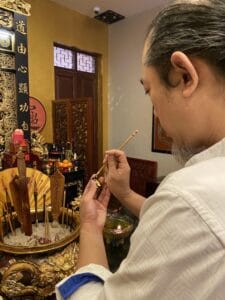 Divineway Fengshui 开光 Geomancy Singapore | Feng Shui Master Louis Cheng