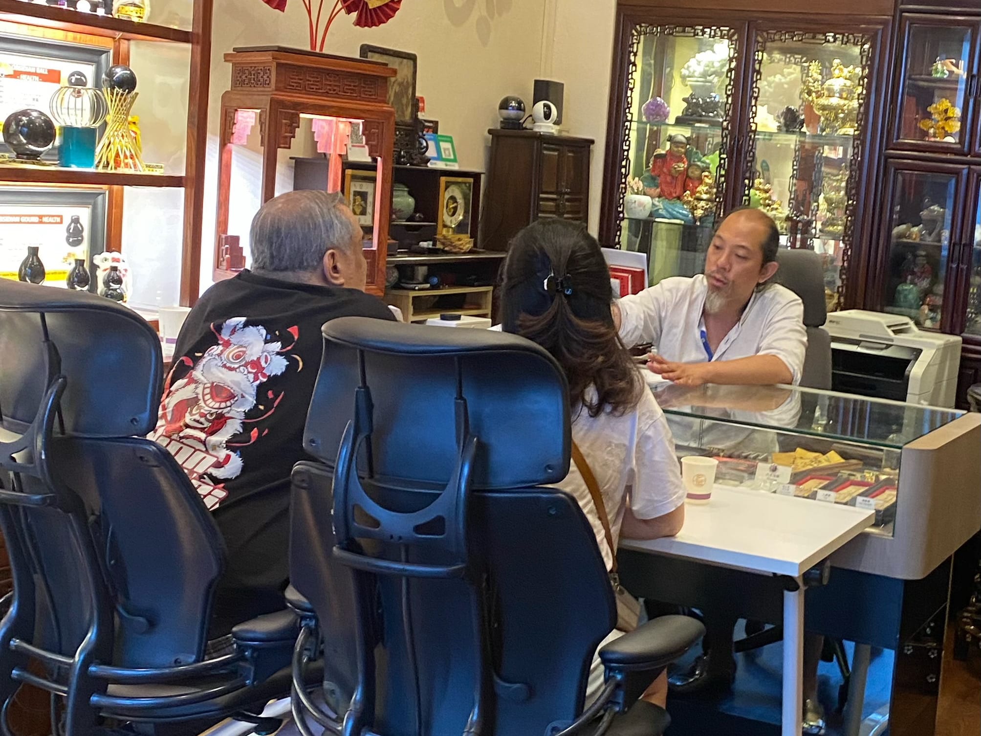 Consultation by Master Louis Cheung Divineway Fengshui